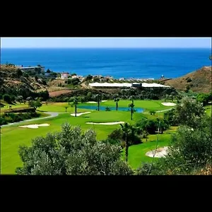  Apartamento En Campo De Golf Y Cerca De La Playa